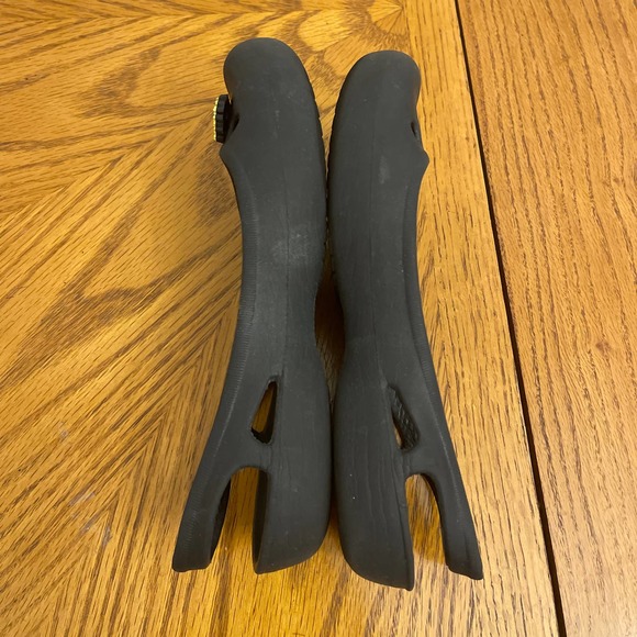 Crocs Black Sz W4 pre owned - Picture 3 of 5